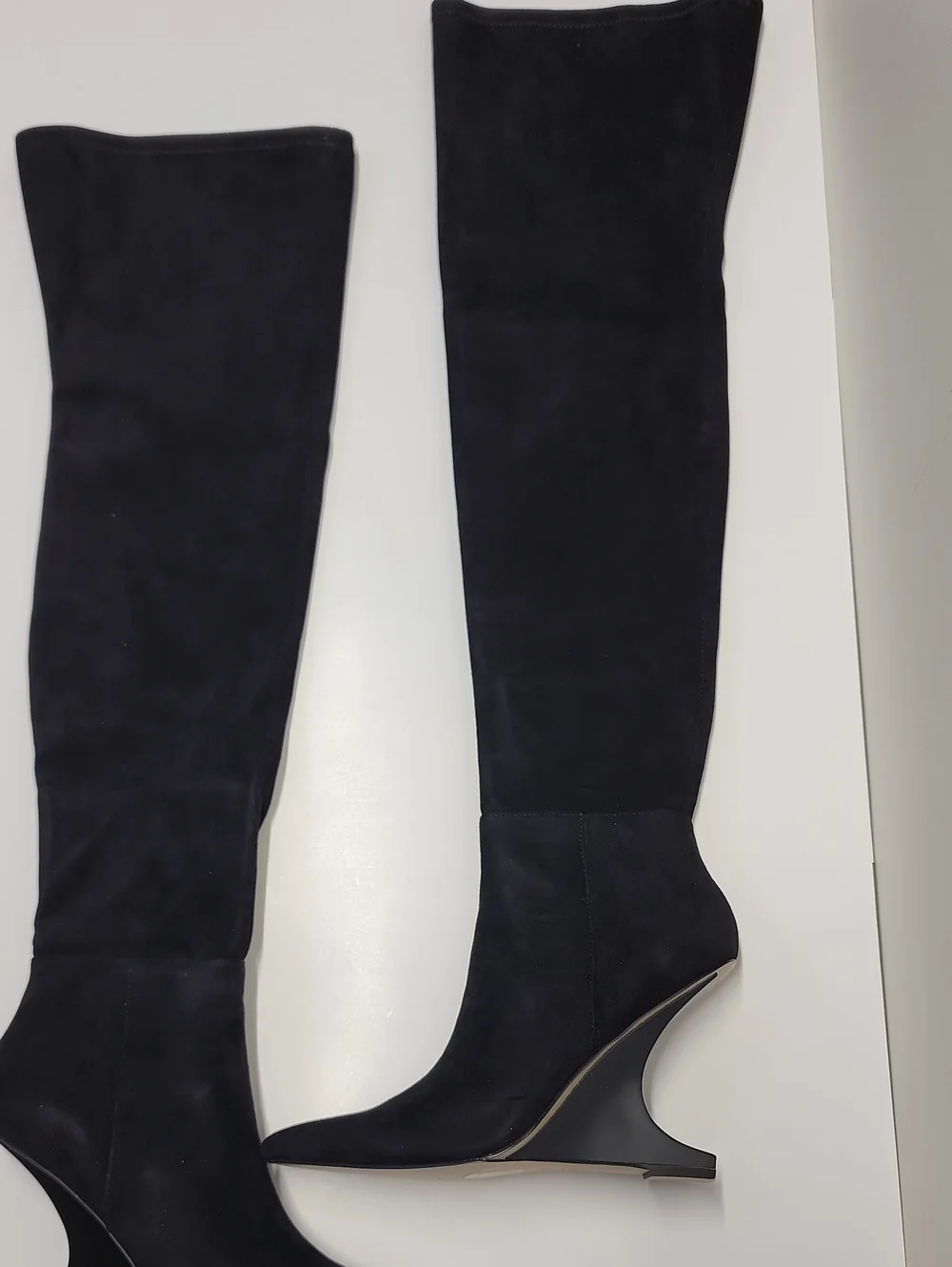 AAJ Black Knee-High Sculpted Wedge Boot NEW IN BOX Sz 8.5